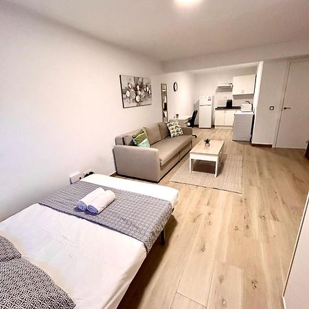 Apartamentos Ribadeo Madrid Esterno foto