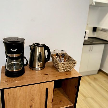 Apartamentos Ribadeo Madrid Esterno foto