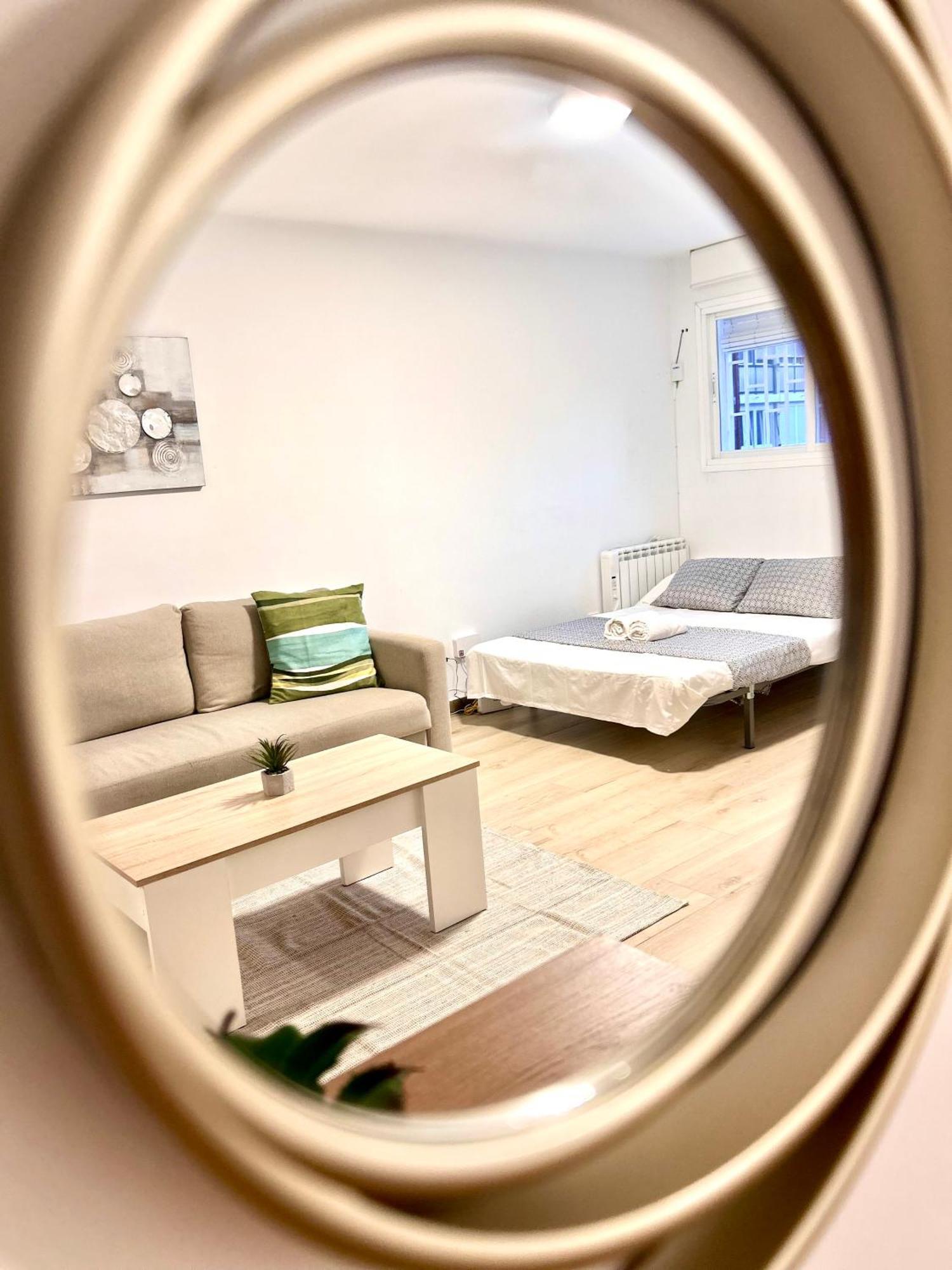 Apartamentos Ribadeo Madrid Esterno foto